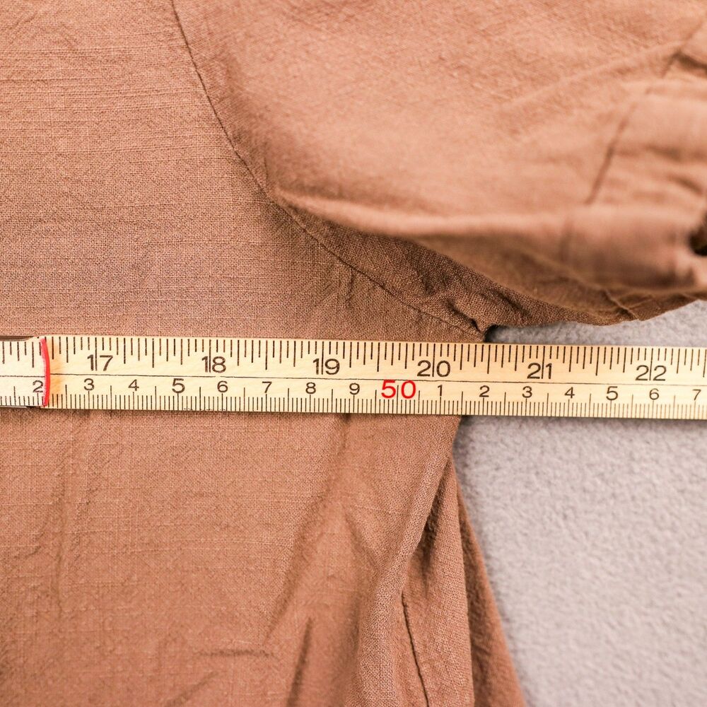 Women's Short-Sleeve Linen Scoop Neck Tunic Top in Dusty Mauve Brown - Picture 5 of 8